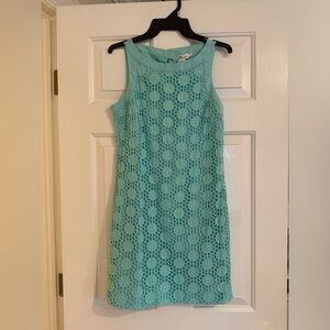 Vineyard vines women’s turquoise dress size 2. Worn a few times.